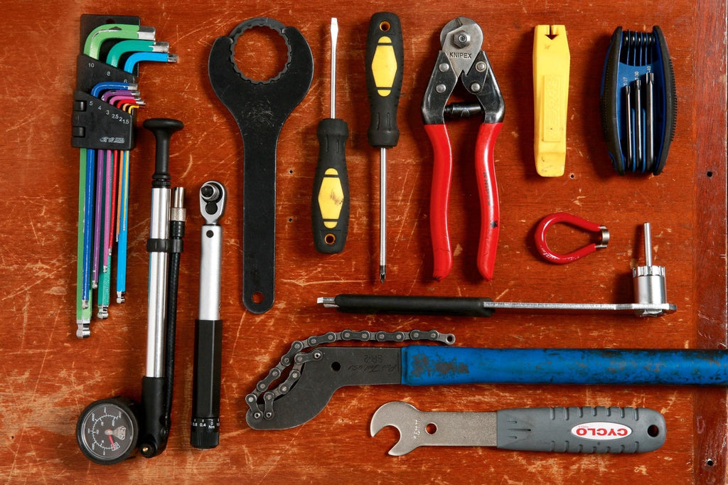 Must have tools for bike repair - UrbanCycling.com