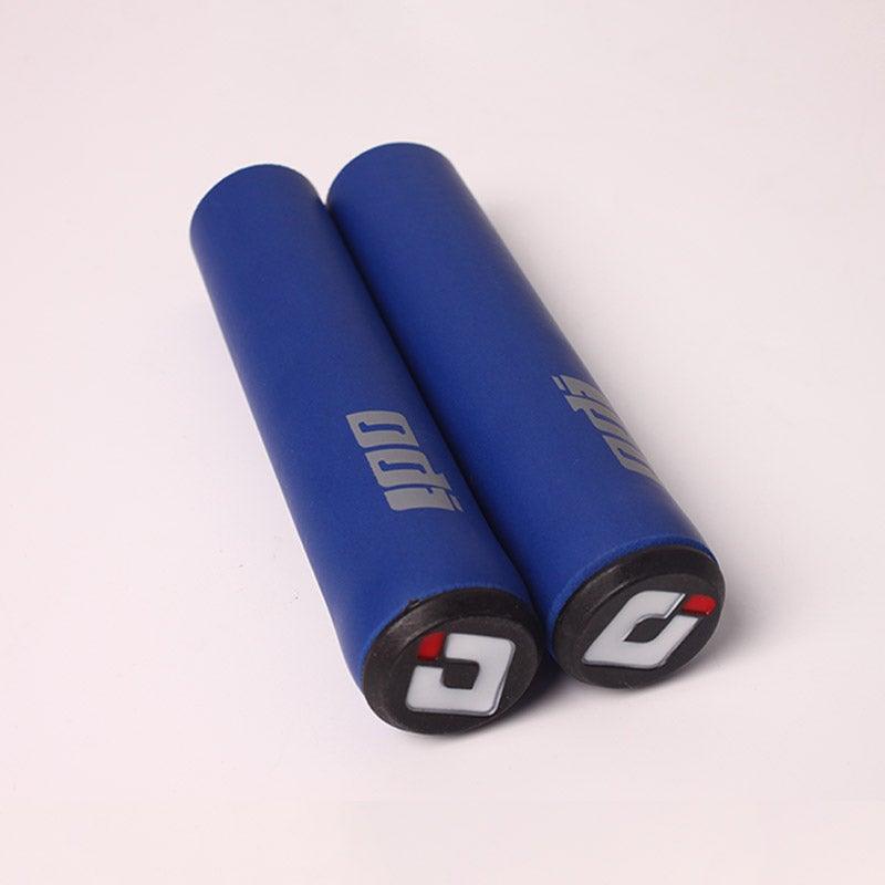 2PCS Bicycle Grips Handlebar Grips Soft Mountain Bike Silicone Handle Bar Grip Bicycle Comfortable Non - Slip Bicycle Handle Grips Handle Bar End Grips Mountain Bike Grips - UrbanCycling.com