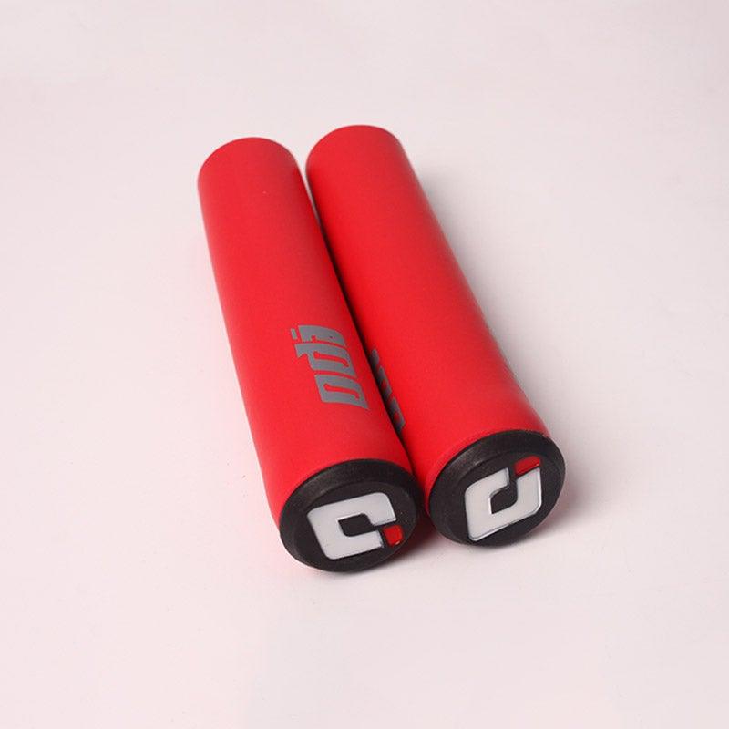 2PCS Bicycle Grips Handlebar Grips Soft Mountain Bike Silicone Handle Bar Grip Bicycle Comfortable Non - Slip Bicycle Handle Grips Handle Bar End Grips Mountain Bike Grips - UrbanCycling.com