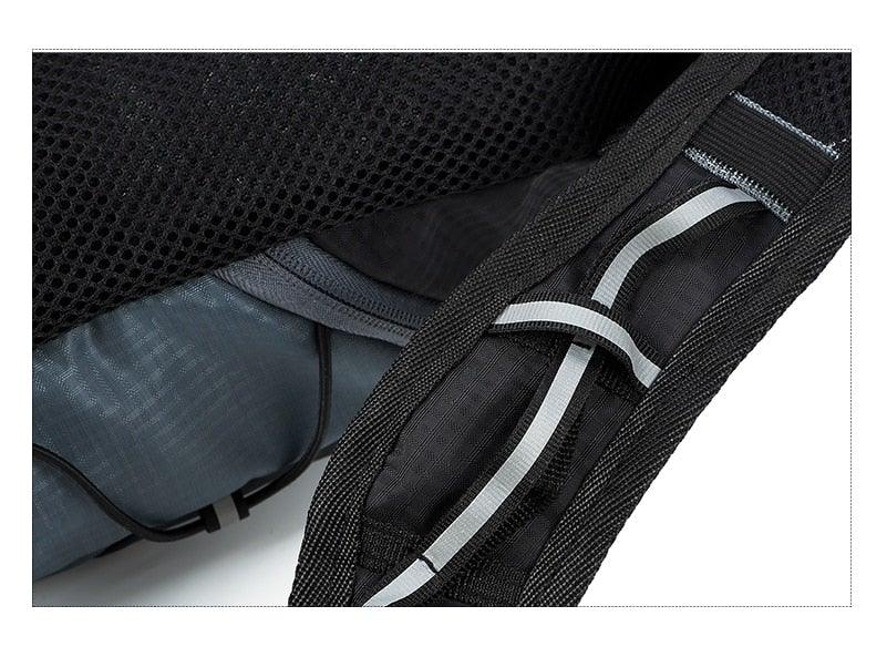 Bike Bags Portable Waterproof Backpack Cycling Water Bag Outdoor Sport Climbing Hiking Pouch Hydration Backpack Bike Backpack Mountain Biking Daypack Cycling Hiking Bicycle 10L - UrbanCycling.com