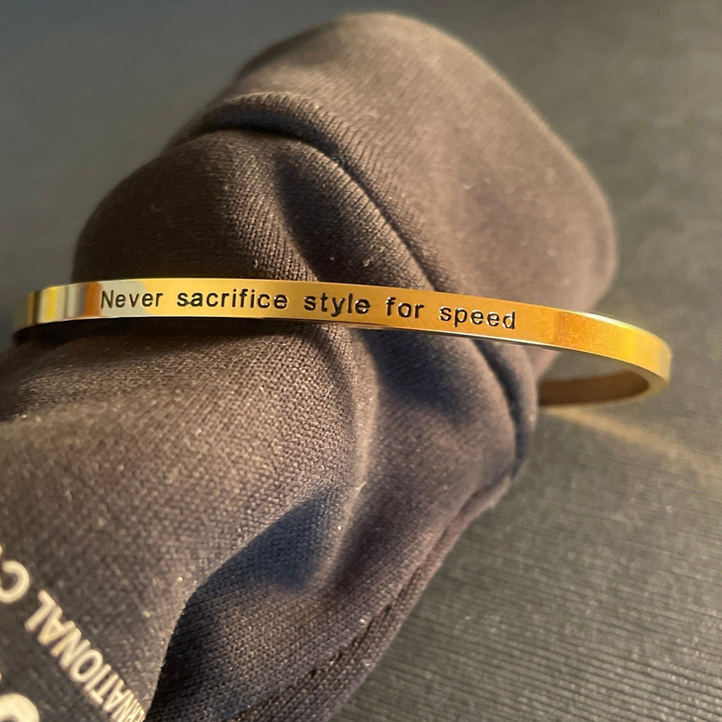 Bracelet Style - UrbanCycling.com