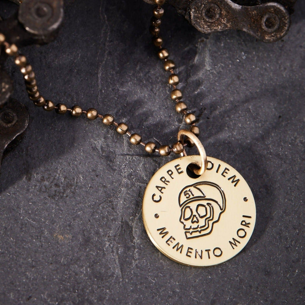 Charm Memento Mori - UrbanCycling.com