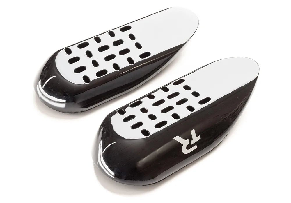 Closed Back Carbon Arm Cups - UrbanCycling.com