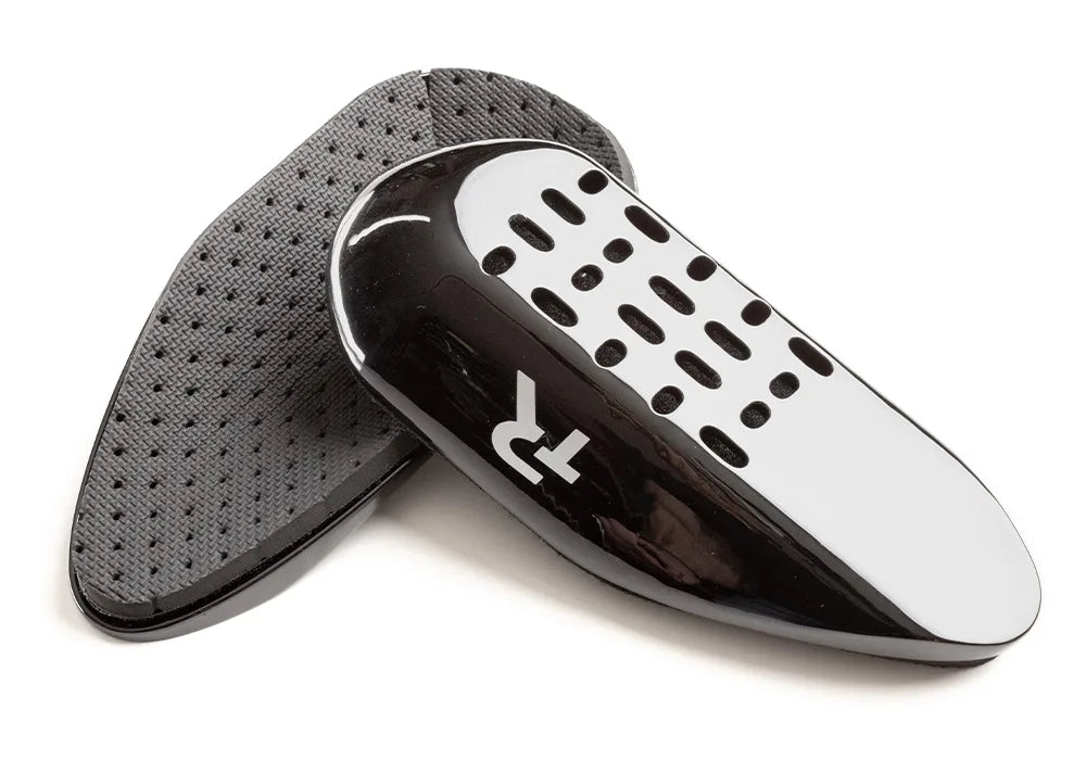 Closed Back Carbon Arm Cups - UrbanCycling.com