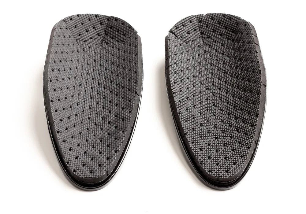 Closed Back Carbon Arm Cups - UrbanCycling.com