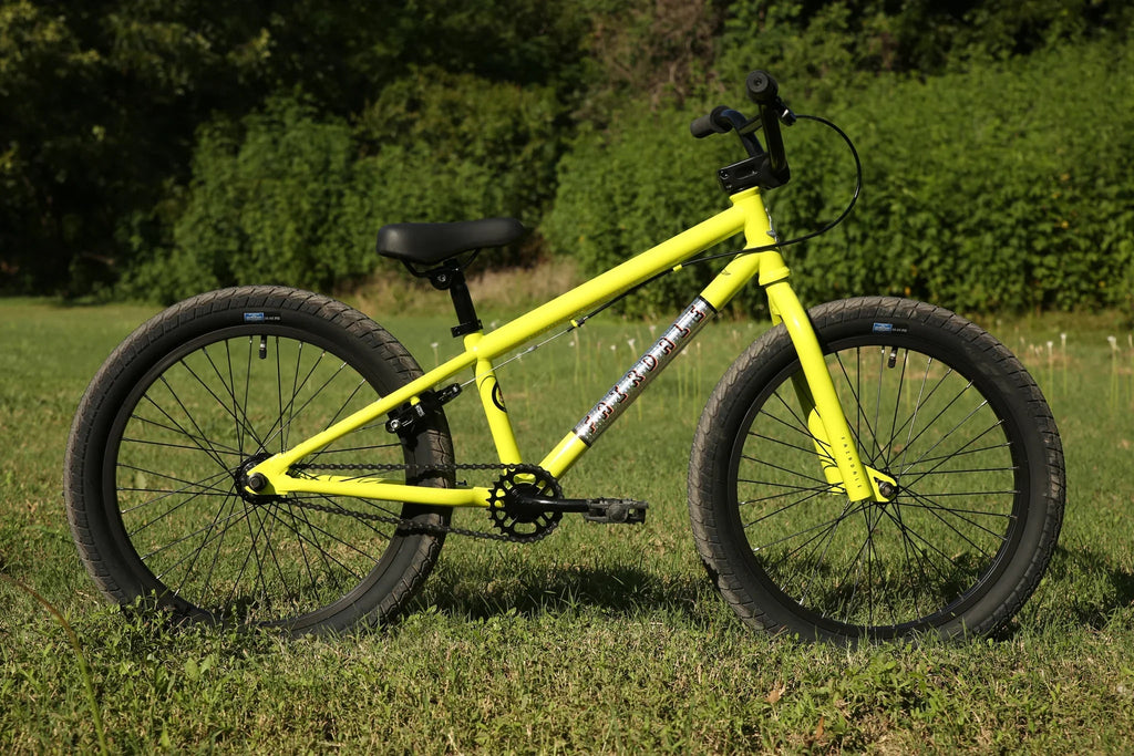 Fairdale Macaroni 20" Complete Cruiser Bike - Gloss Bright Yellow - UrbanCycling.com