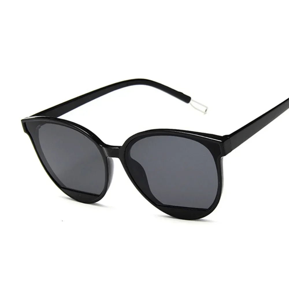 Poolside Shades - UrbanCycling.com