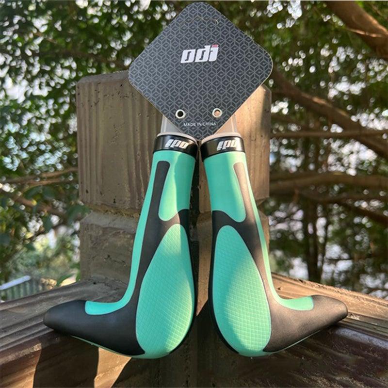 Silicone Bike Grips Soft Mountain Bike Grips Handlebar Aluminum Alloy Lock Ring Bike Handle Grips Bicycle Ergonomic Handle Bar End Grips Comfort Soft Lightweight Handle Bar Grips Lock On For Mountain Bike Cycling - UrbanCycling.com