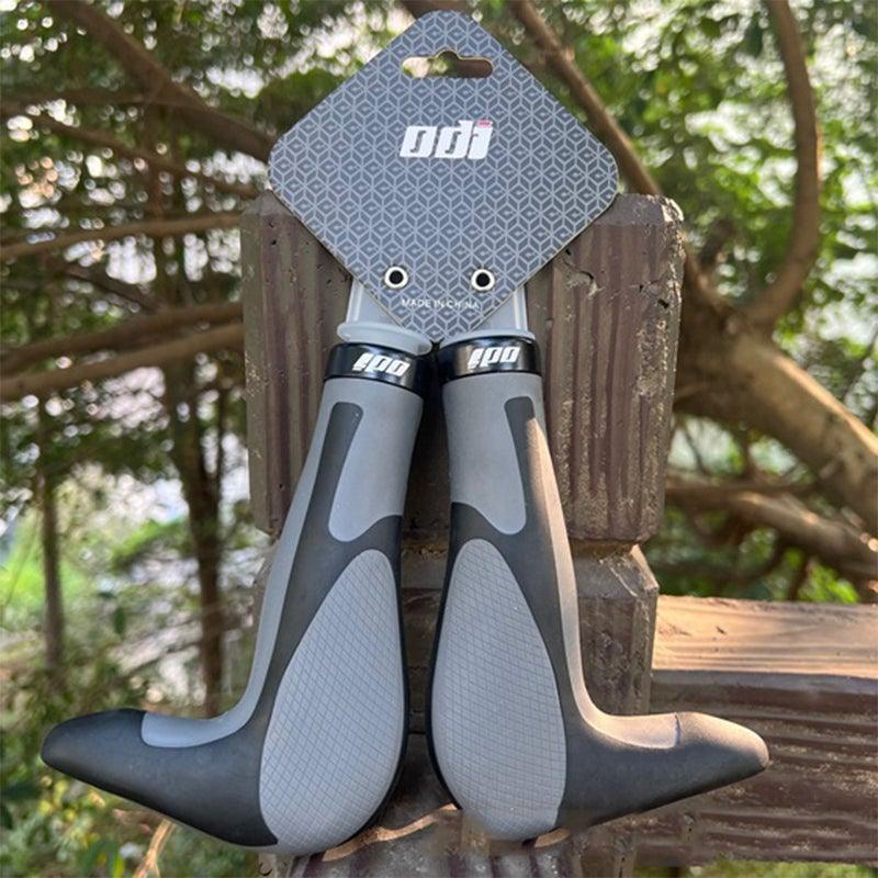 Silicone Bike Grips Soft Mountain Bike Grips Handlebar Aluminum Alloy Lock Ring Bike Handle Grips Bicycle Ergonomic Handle Bar End Grips Comfort Soft Lightweight Handle Bar Grips Lock On For Mountain Bike Cycling - UrbanCycling.com