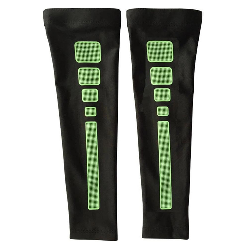 Sports Compression Arm Sleeve Basketball Cycling Arm Warmer Long Sun Sleeves For Men & Women Perfect For Cycling Driving Running Basketball Football & Outdoor Activities Summer Running UV Protection Volleyball Arm Covers - UrbanCycling.com