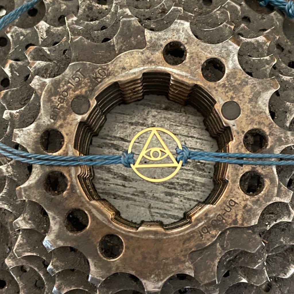 String Bracelet Eye - UrbanCycling.com