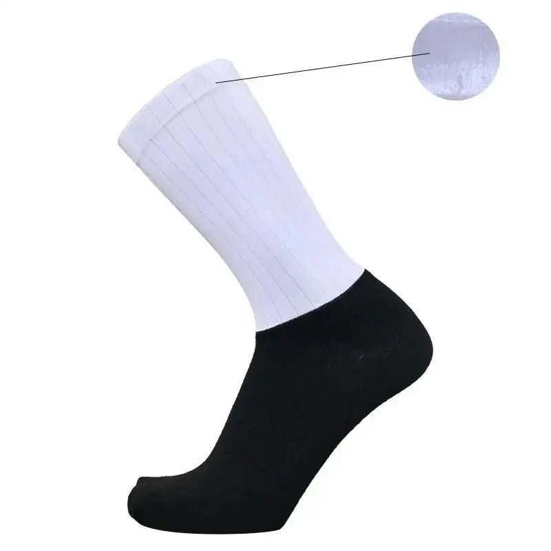 Stylish Summer Breathable Cycling Socks For Men Anti Slip Seamless Sports Cycling Socks For Men Modern Design Running Sports Socks - UrbanCycling.com