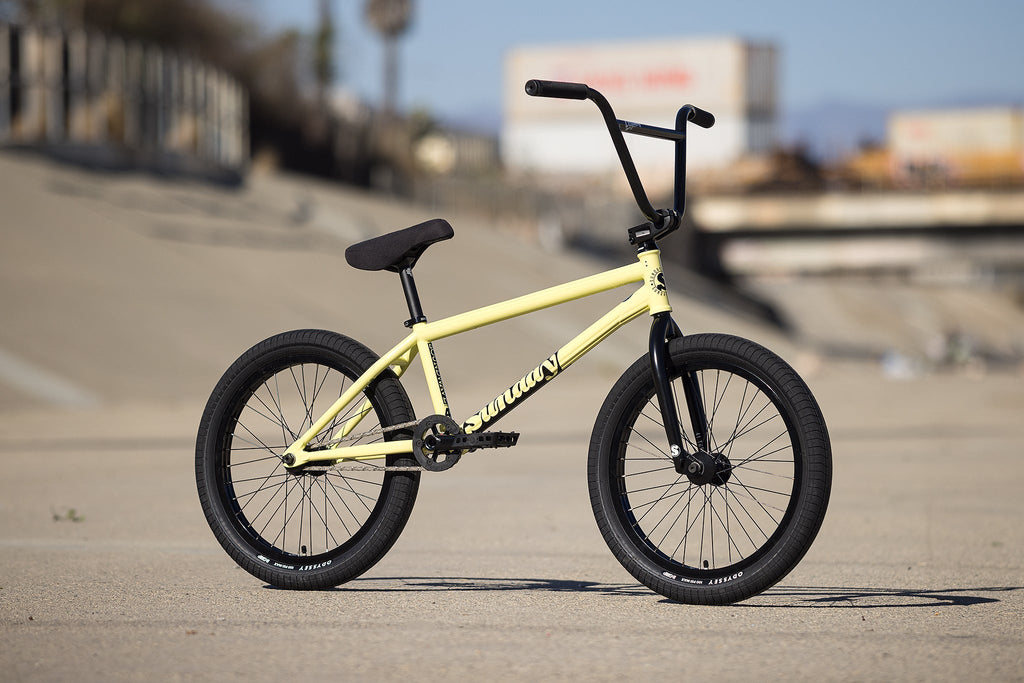 Sunday Soundwave Special (FC) 21″ Complete BMX Bike - Gloss Notepad Yellow (LHD) - UrbanCycling.com