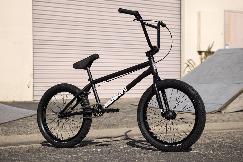 Sunday Wavelength (Csst) 21″ Gary Young Signature Complete BMX Bike - Matte Black - UrbanCycling.com