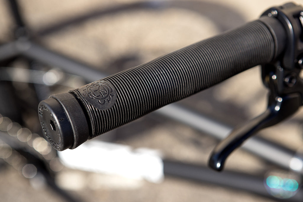 Sunday Wavelength (Csst) 21″ Gary Young Signature Complete BMX Bike - Matte Black - UrbanCycling.com