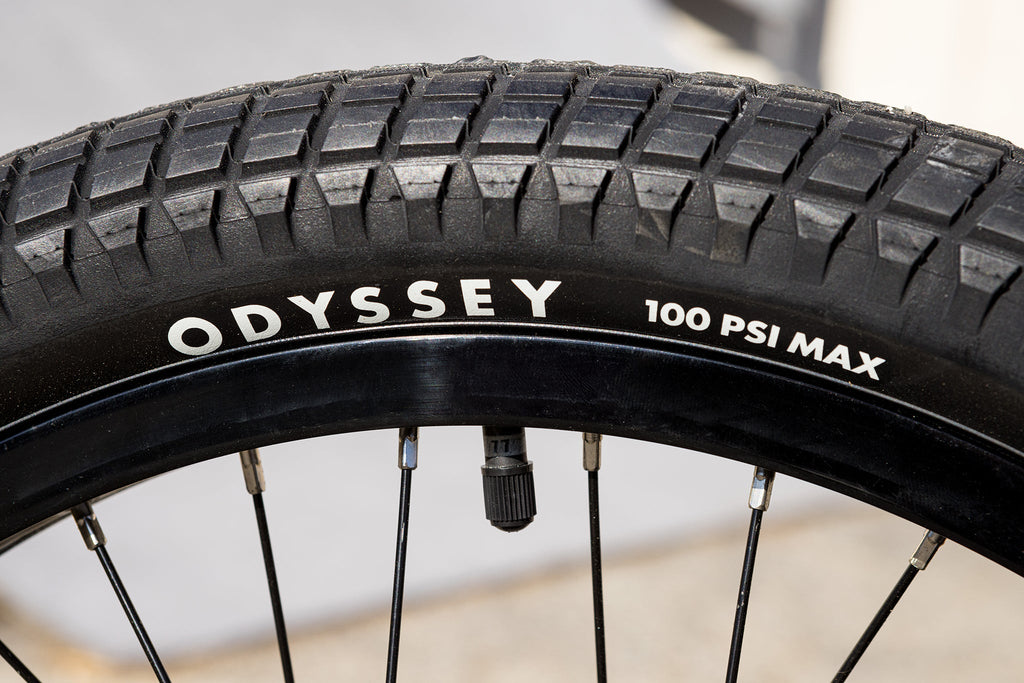 Sunday Wavelength (Csst) 21″ Gary Young Signature Complete BMX Bike - Matte Black - UrbanCycling.com