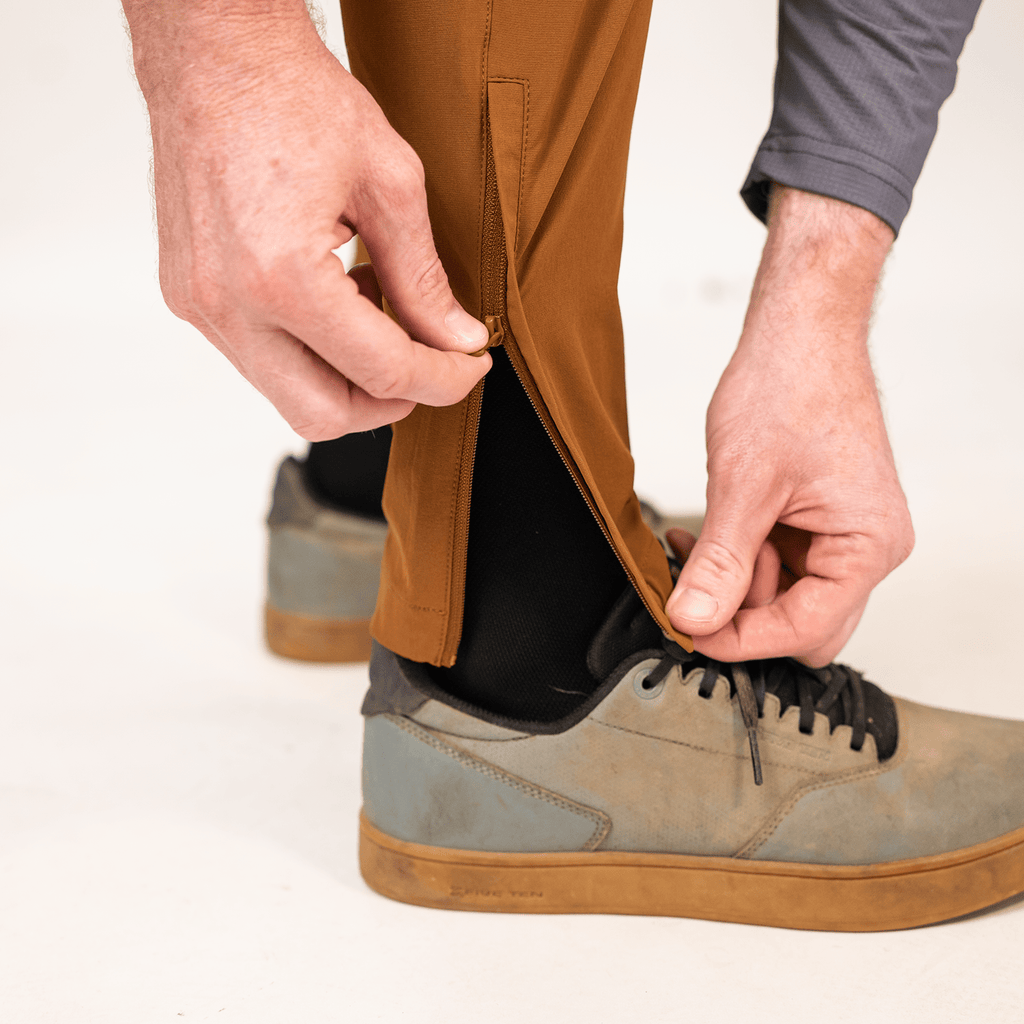 Trail Rambler Pant - Saddle Brown - UrbanCycling.com