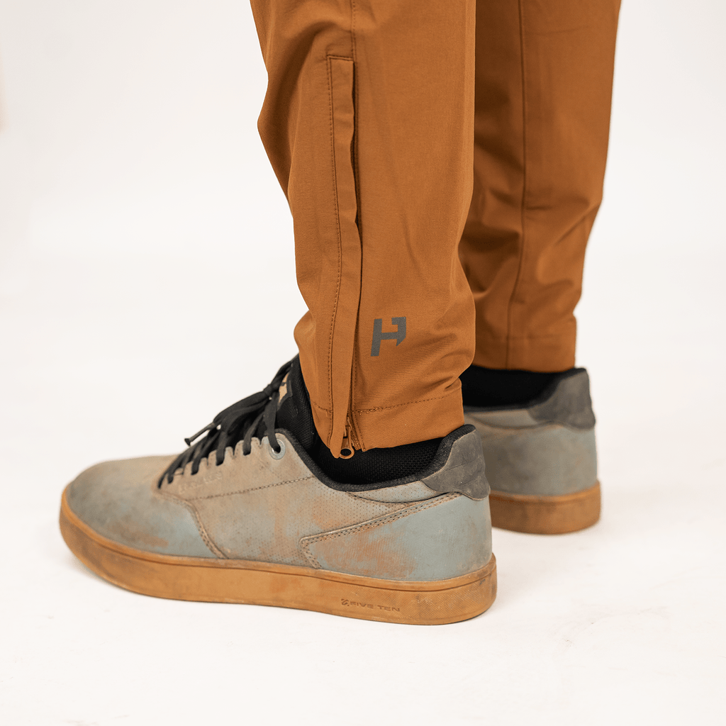 Trail Rambler Pant - Saddle Brown - UrbanCycling.com