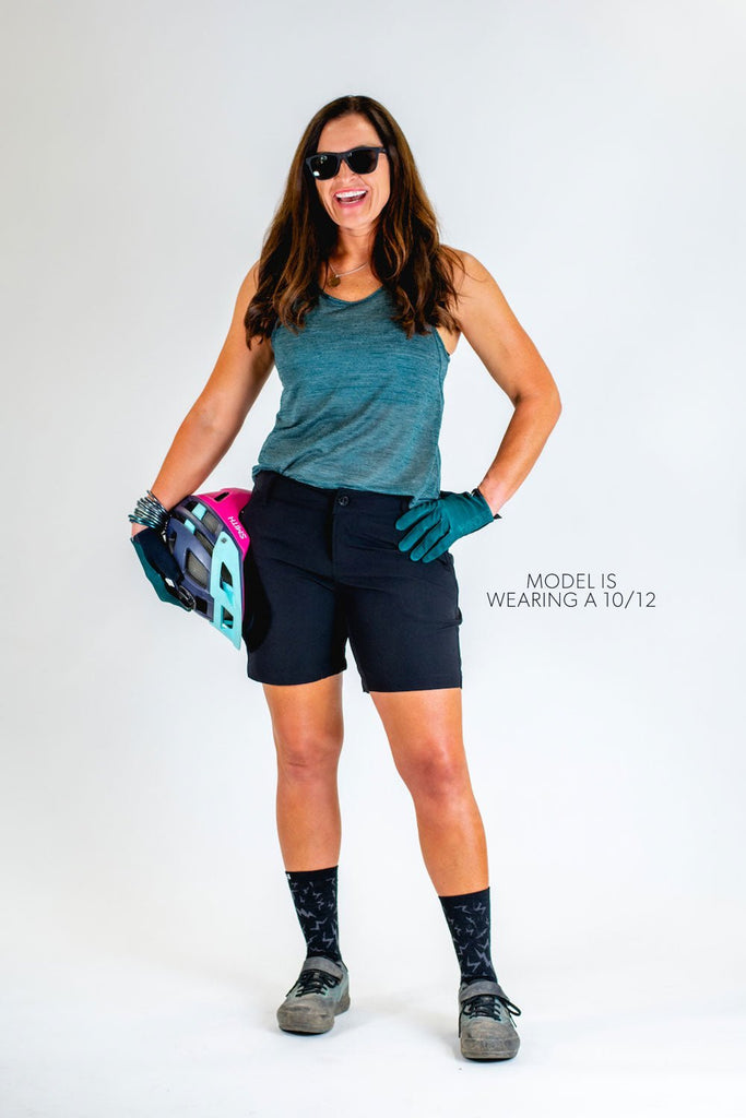 Women's Hot Lap Short – Obsidian - UrbanCycling.com