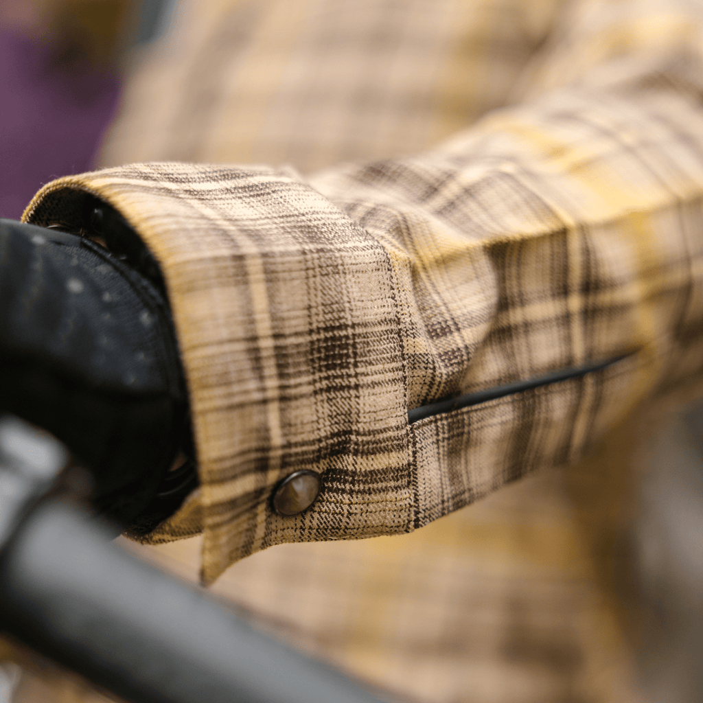 Women's Liv'n Flannel - UrbanCycling.com