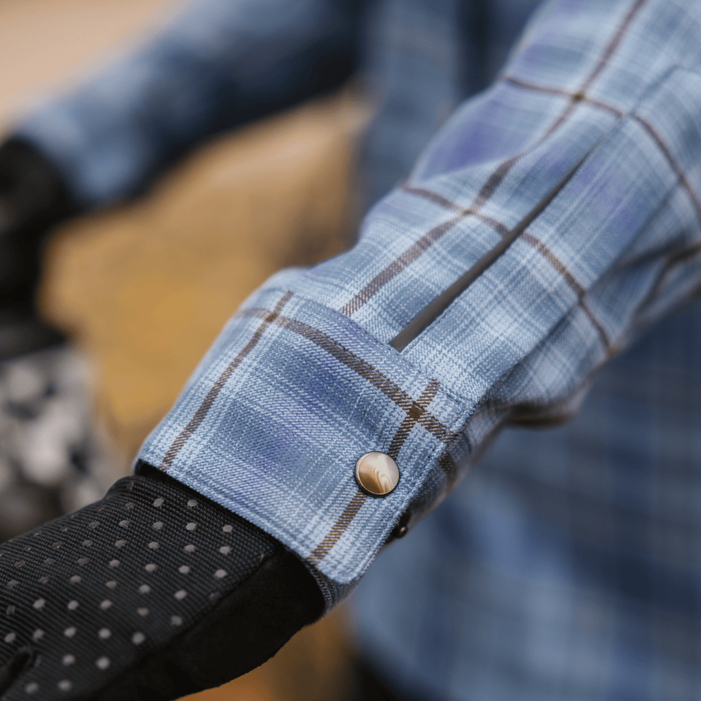 Women's Liv'n Flannel - UrbanCycling.com