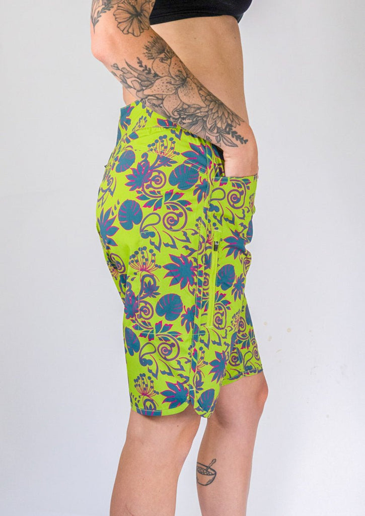 Women's Savvy Shorts 11" - UrbanCycling.com