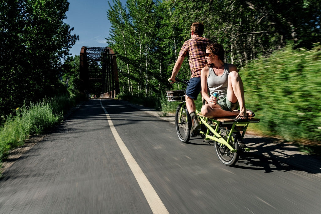 Women's Trixie In - Motion Pocketed Tank Top - UrbanCycling.com