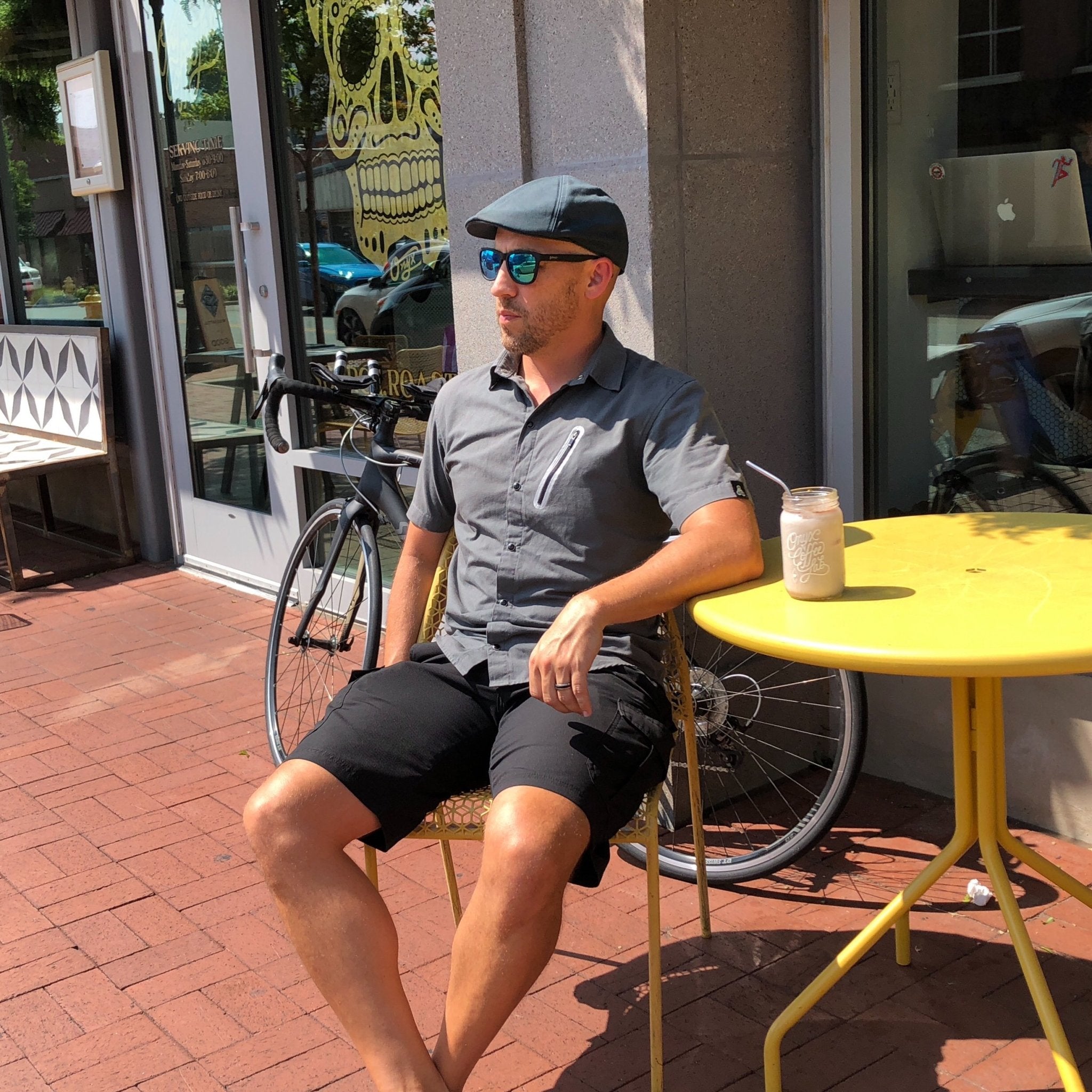 The Pedaler's Pub Shirt Short Sleeve Casual Urban Commuter Cycling Jersey with Snaps, Zipper Pockets, and Dry Fast Wicking