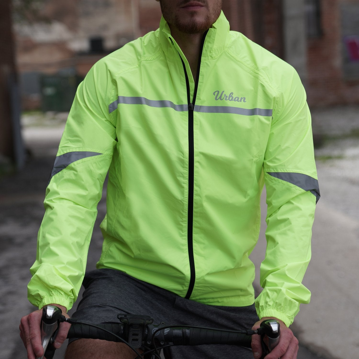 100 Men's Waterproof Urban Cycling Jacket - Neon Yellow BTWIN